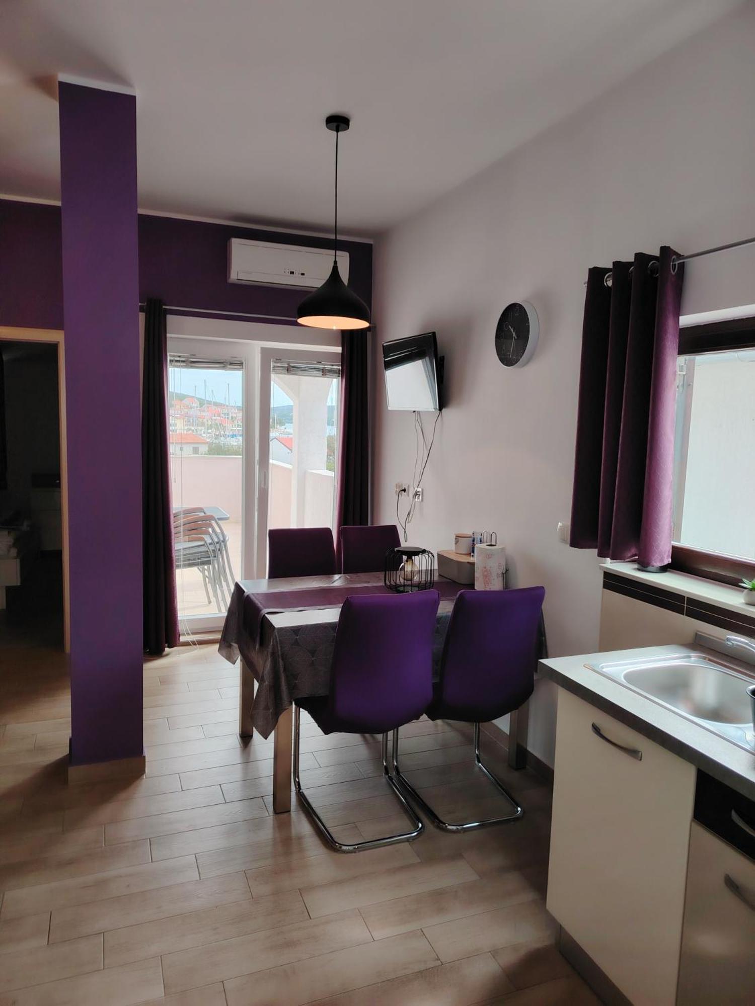 Apartments Lavanda - Free Parking And Grill Jezera Kültér fotó